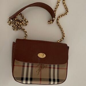 Burberry vintage check tartan bag +chain